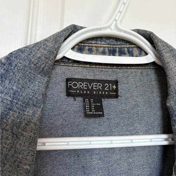 Forever 21 Light Blue Ripped Denim Jacket - Picture 2 of 6